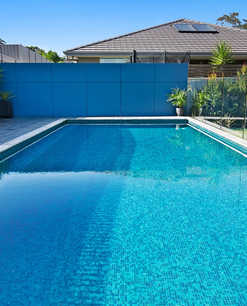 Residential-Pools-Row-1-Image